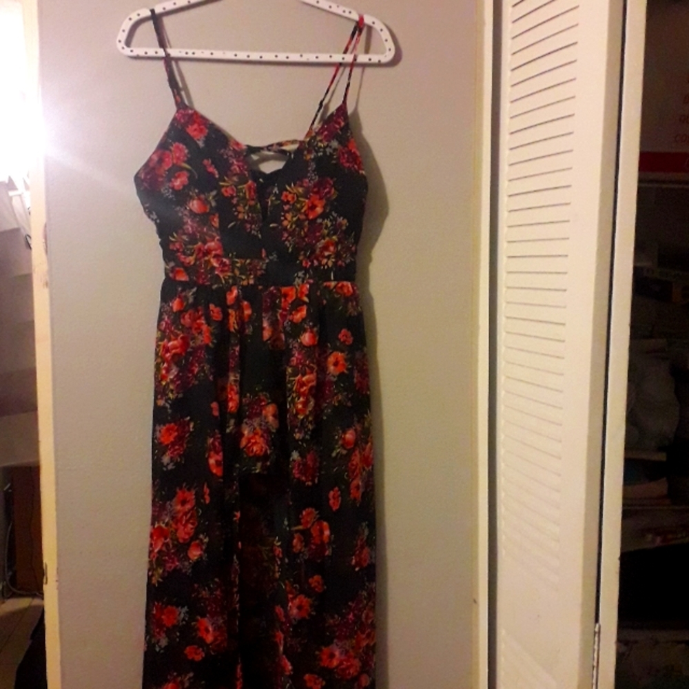 Black floral maxi
